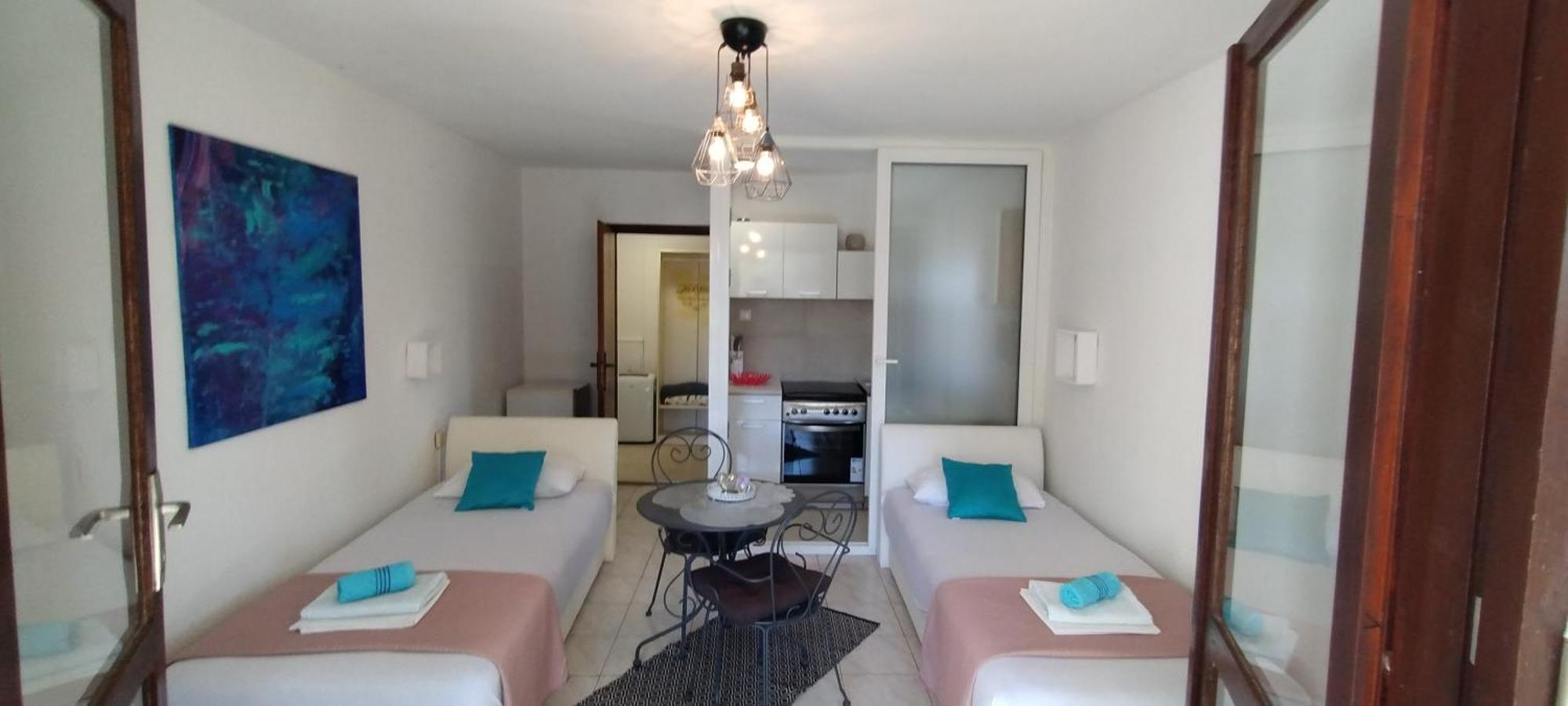 Jessica Apartment *
